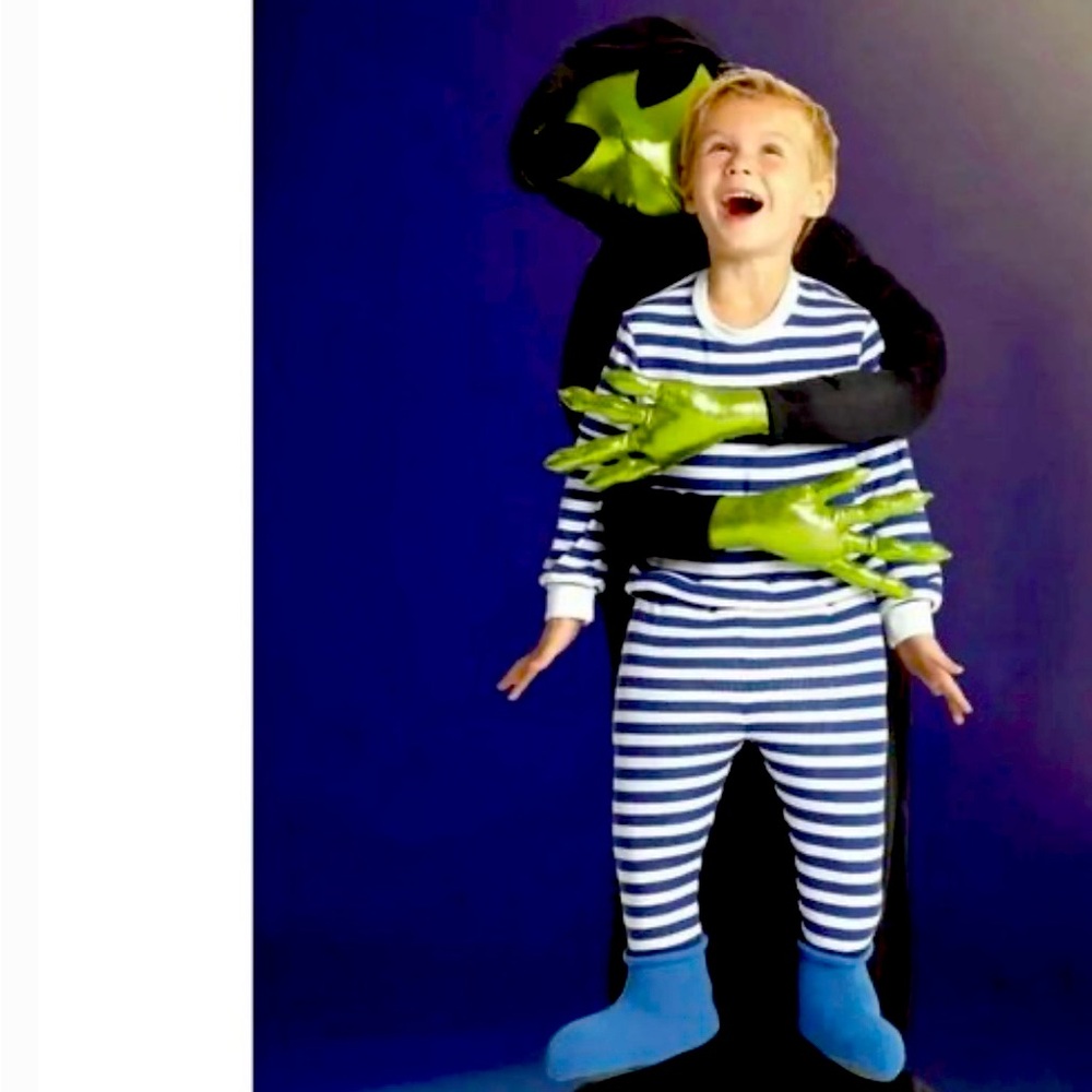 Abducted Alien Halloween costume. Sz. 6